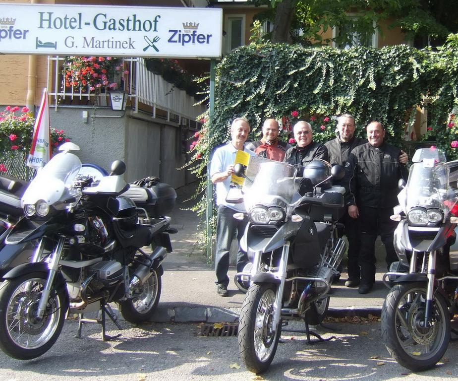 Hotel-Gasthof Martinek Baden Ngoại thất bức ảnh